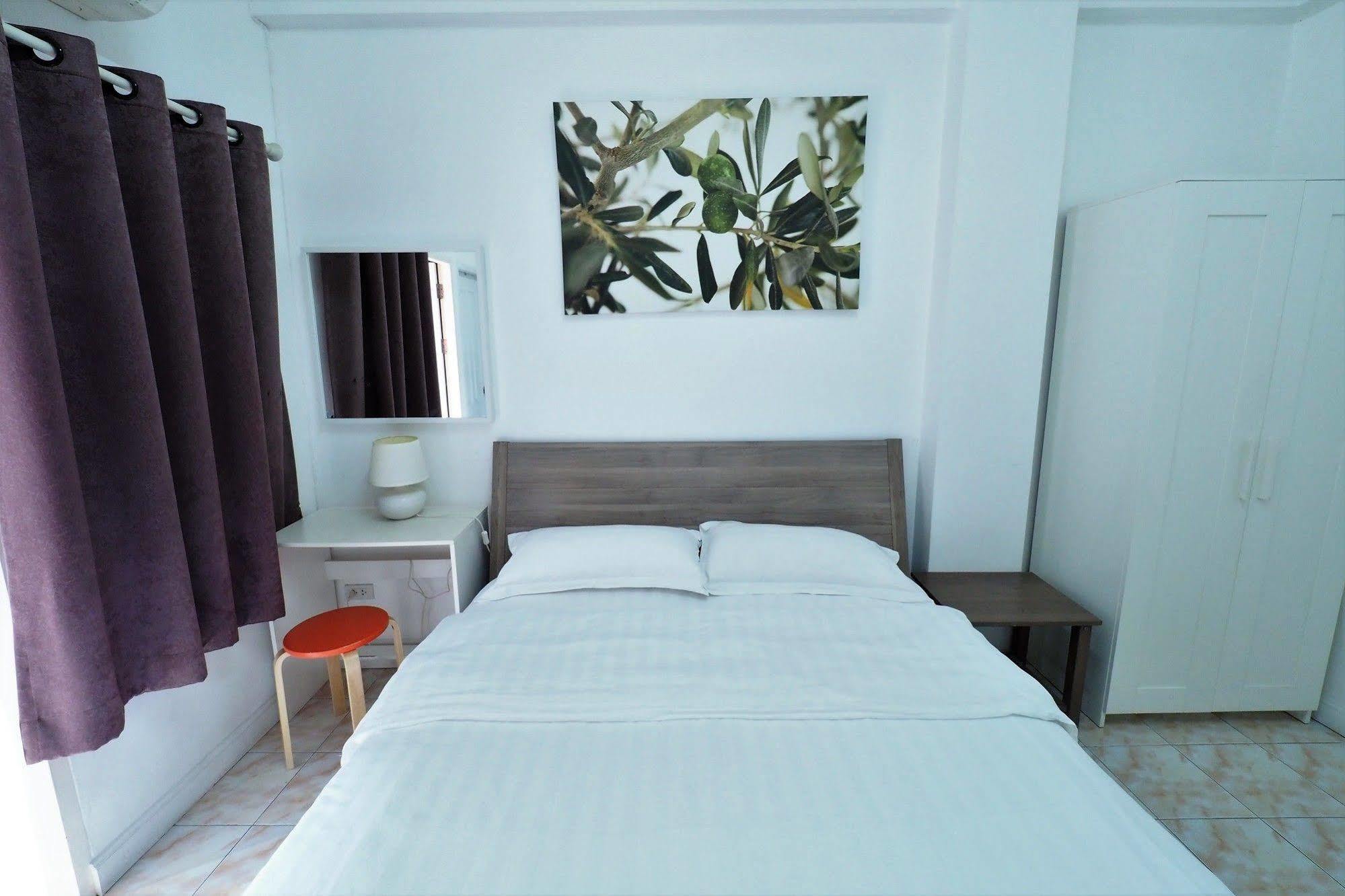 Namnon Place Nonthaburi Extérieur photo